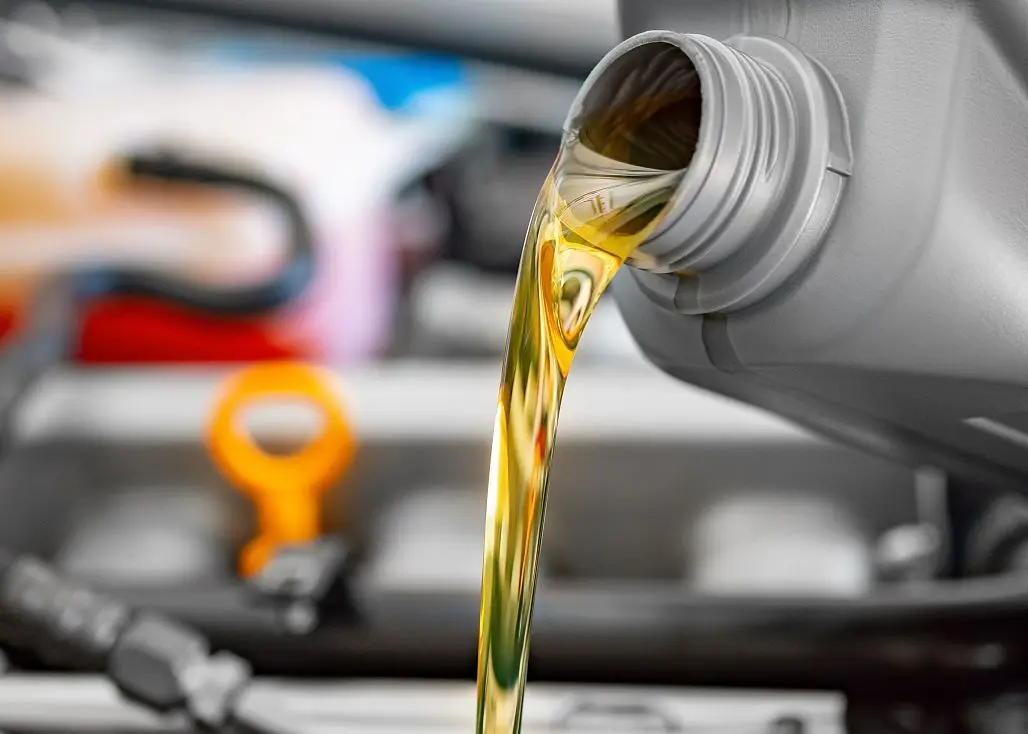 如何更換高低溫沖擊試驗(yàn)箱的冷凍油？